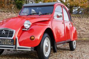 Image 17/50 of Citroën 2 CV 6 (1985)