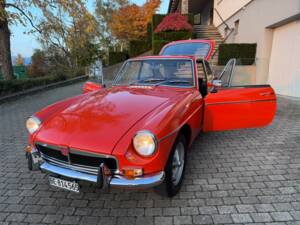 Immagine 13/13 di MG MGB GT (1973)