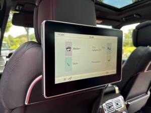 Image 26/29 of Land Rover Range Rover V8 SV Autobiography (2019)