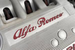 Image 11/26 of Alfa Romeo GTV 1.8 Twin Spark (1999)