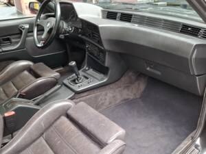 Image 7/33 of BMW M 635 CSi (1987)