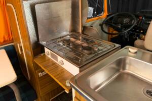 Image 25/59 of Volkswagen T2b Westfalia (1973)