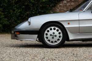 Image 26/50 de Alfa Romeo 2.0 Spider QV (1988)