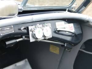 Image 27/42 of Austin-Healey 100&#x2F;4 (BN1) (1955)