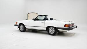Image 4/15 de Mercedes-Benz 380 SL (1982)