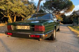 Image 7/40 of Jaguar Sovereign 3.6 (1989)