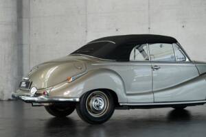 Immagine 42/50 di BMW 502 Baur (1955)