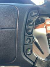 Image 11/12 of BMW 740i (1997)