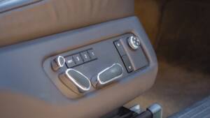 Immagine 50/68 di Bentley Flying Spur V8 S (2017)