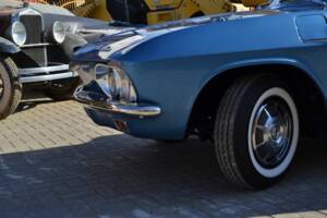 Image 7/8 of Chevrolet Corvair Monza Convertible (1965)