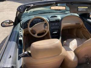 Image 11/46 of Ford Mustang (1995)