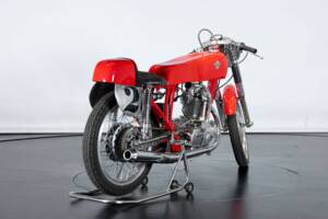 Image 3/34 of Ducati 125 Sport (1957)
