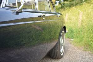 Bild 16/37 von Jaguar XJ 6 4.2 (1972)