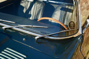 Bild 32/50 von Jaguar E-Type 4.2 (1966)