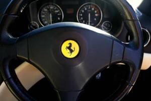 Image 24/28 of Ferrari 550 Maranello (1999)
