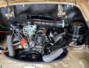 Image 6/6 de Volkswagen Karmann Ghia 1600 (1971)