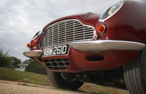 Image 19/23 of Aston Martin DB 6 (1966)