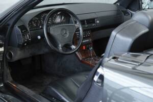 Image 18/50 of Mercedes-Benz 600 SL (1993)