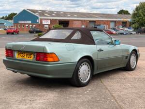 Bild 12/15 von Mercedes-Benz 500 SL (1990)