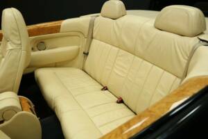 Image 26/49 de Bentley Azure (2006)