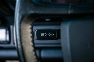 Image 35/38 of Porsche 911 Carrera 4 (1990)