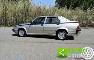 Imagen 3/10 de Alfa Romeo 75 1.8 Turbo (1988)