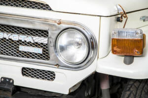 Image 22/50 of Toyota Land Cruiser BJ 40 (1977)