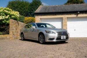 Immagine 43/50 di Lexus LS 600h L (2013)
