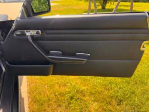 Immagine 74/93 di Mercedes-Benz 300 SL (1988)