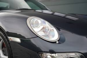 Bild 35/50 von Porsche 911 Carrera 4S (2007)