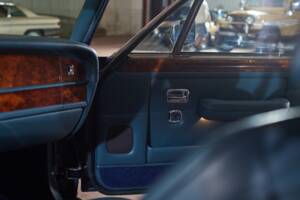 Bild 35/51 von Bentley Turbo R (1986)
