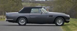 Imagen 27/50 de Aston Martin DB 6 Vantage Volante (1969)