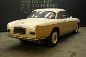 Immagine 2/50 di BMW 503 (1957)