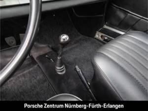Image 22/31 of Porsche 911 2.0 (1967)