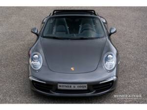 Image 9/47 of Porsche 911 Carrera 4S (2014)