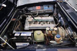 Image 28/35 of Alfa Romeo 2000 Berlina (1972)