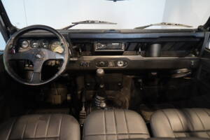 Bild 9/29 von Land Rover 90 (1988)