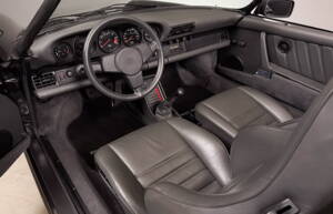 Image 18/23 of Porsche 911 Carrera 3.2 (WTL) (1989)