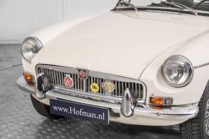 Image 24/50 de MG MGB (1969)