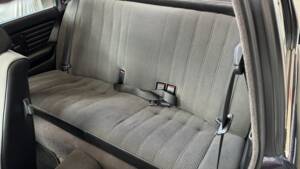 Image 16/19 of BMW 316i Baur TC (1990)