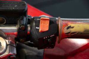 Immagine 42/49 di Honda CBR 1000 RR Fireblade (1995)