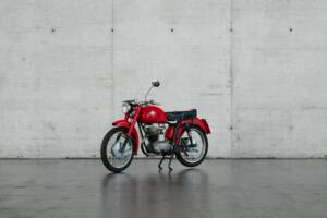 Image 1/28 of MV Agusta 125 TR (1958)