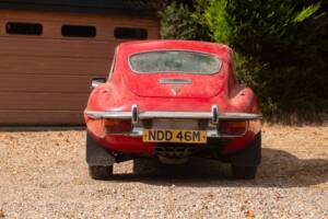 Image 9/50 de Jaguar Type E V12 (2+2) (1973)
