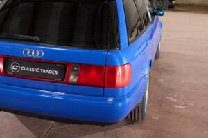 Image 71/113 of Audi S6 Plus Avant (1996)