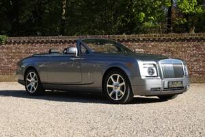 Image 25/50 of Rolls-Royce Phantom DHC (2009)