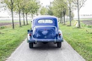 Image 9/46 of Studebaker President (1937)