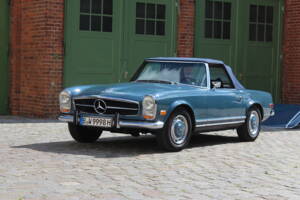 Image 1/83 of Mercedes-Benz 280 SL (1970)