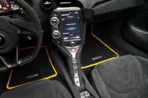 Imagen 13/50 de McLaren 720S Spider (2021)