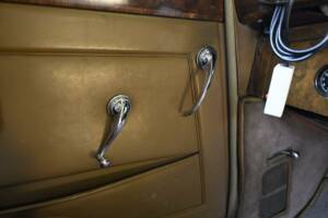 Bild 43/50 von Bentley R-Type Park Ward (1953)