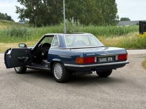 Image 5/31 of Mercedes-Benz 420 SL (1987)